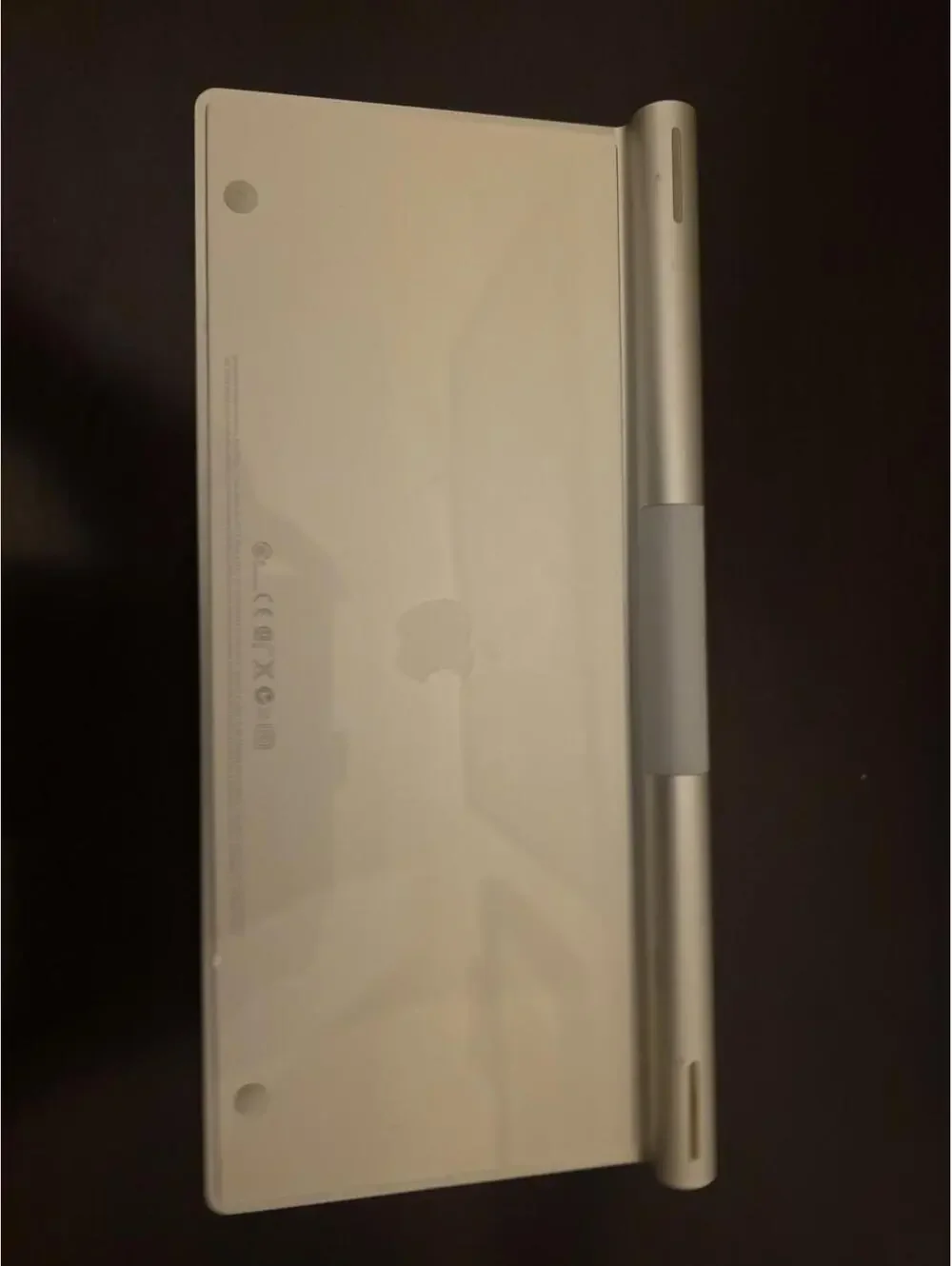 GENUINE Apple Wireless Bluetooth Keyboard A1314 - For Parts Prop See Description